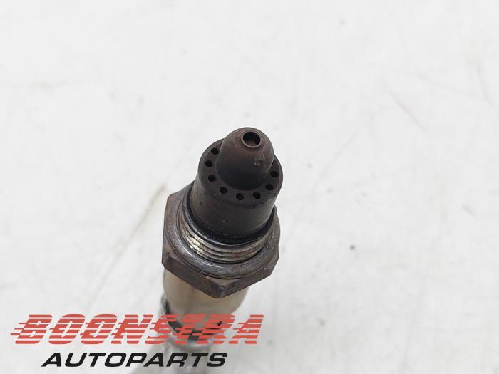 Lambdasonde van een BMW 2 serie Gran Coupe (F44) 218i 1.5 TwinPower Turbo 12V 2020