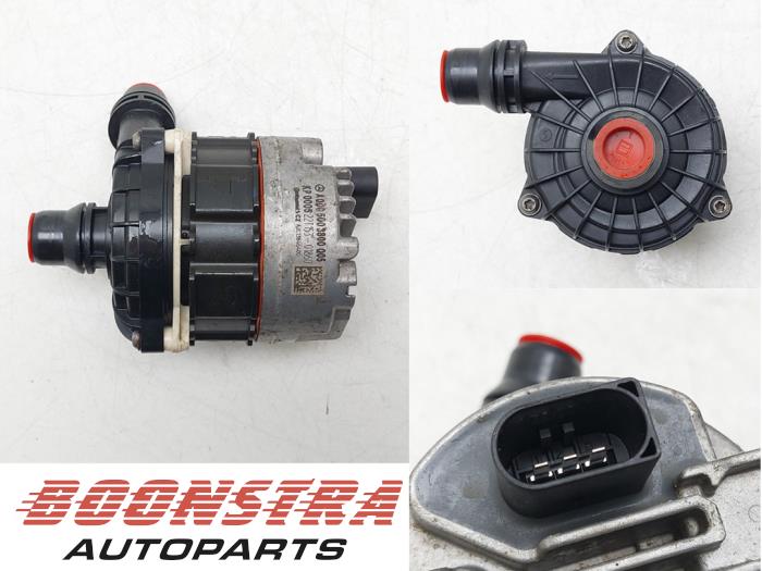 Begagnade Vattenpump Mercedes Vito (447.6) 2.0 114 CDI 16V Pris € 69,95 Inklusive moms erbjuds av Boonstra Autoparts