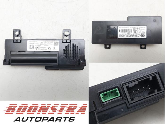 Begagnade Bluetooth-modul Opel Vivaro Vivaro-e, Electric Pris € 56,81 Inklusive moms erbjuds av Boonstra Autoparts