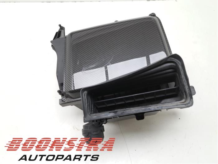 Begagnade Luftfilterhus Audi R8 (4S3/4SP) 5.2 V10 Plus Quattro Pris € 495,00 Marginaltabell erbjuds av Boonstra Autoparts