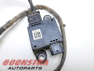 Nox Sensor van een Ford Transit 2.0 TDCi 16V Eco Blue 170 RWD 2021
