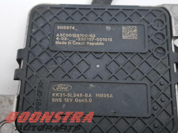 Lambda probe from a Ford Transit 2.0 TDCi 16V Eco Blue 170 RWD 2021