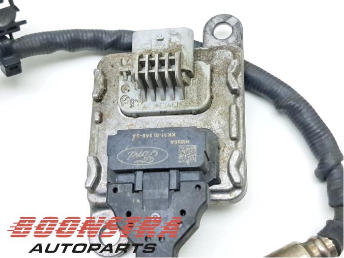 Lambda probe from a Ford Transit 2.0 TDCi 16V Eco Blue 170 RWD 2021