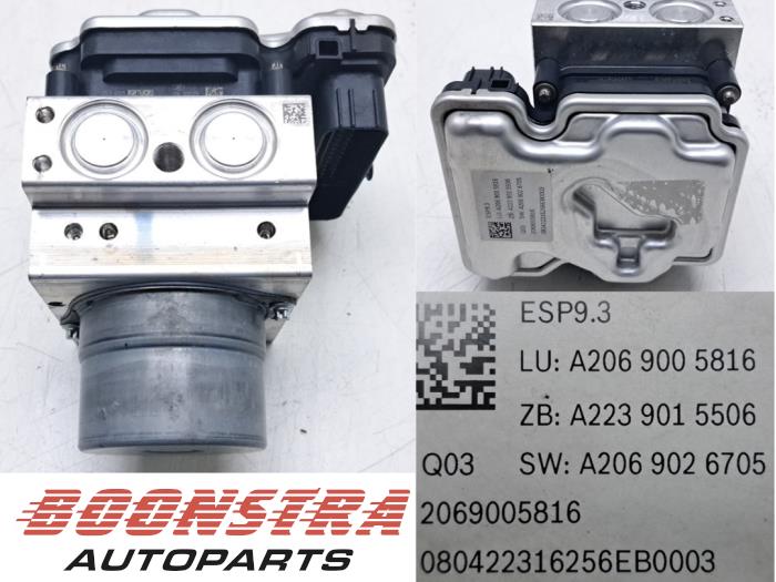 Używane Pompa ABS Mercedes C (W206) C-300 e 2.0 Turbo Cena € 299,95 Procedura marży oferowane przez Boonstra Autoparts