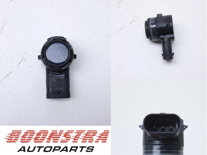 Begagnade Parkeringssensor BMW X5 (F15) xDrive 35d 3.0 24V Pris € 24,95 Marginaltabell erbjuds av Boonstra Autoparts