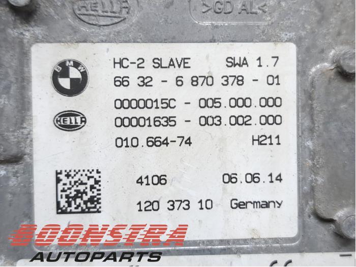 Dödvinkelsensor från en BMW X5 (F15) xDrive 35d 3.0 24V 2014