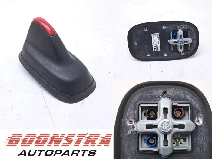Używane Antena Mini Countryman (F60) 2.0 16V John Cooper Works ALL4 Cena € 41,95 Procedura marży oferowane przez Boonstra Autoparts