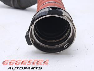 Intercooler Rohr van een MINI Countryman (F60) 2.0 16V John Cooper Works ALL4 2019
