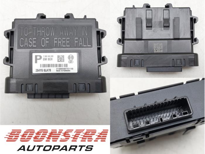 Używane Modul gateway Renault Megane IV Estate (RFBK) 1.3 TCE 160 16V Cena € 24,95 Procedura marży oferowane przez Boonstra Autoparts