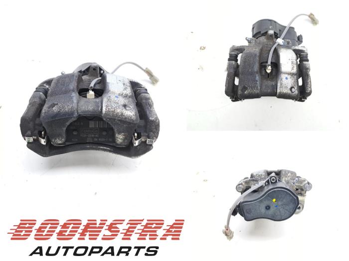 Gebrauchte Bremszange links hinten Ford Transit Custom 2.0 EcoBlue 136 Preis € 181,44 Mit Mehrwertsteuer angeboten von Boonstra Autoparts