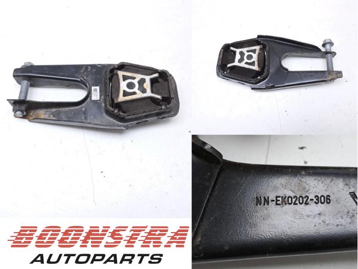 Used Engine mount Ford Transit Custom 2.0 EcoBlue 136 Price € 36,24 Inclusive VAT offered by Boonstra Autoparts