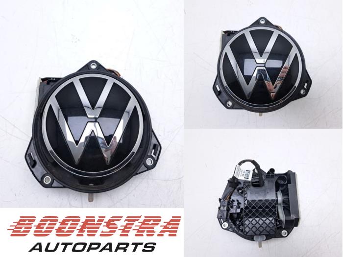 Begagnade Backkamera Volkswagen Golf VIII (CD1) 2.0 TSI R 16V 4Motion Pris € 239,95 Marginaltabell erbjuds av Boonstra Autoparts