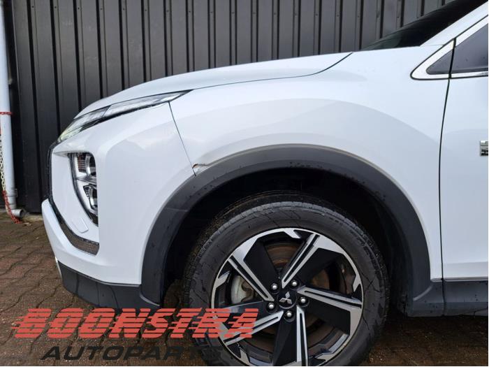 Używane Ekran lewy przód Mitsubishi Eclipse Cross (GK/GL) 2.4 16V PHEV 4x4 Cena € 249,95 Procedura marży oferowane przez Boonstra Autoparts