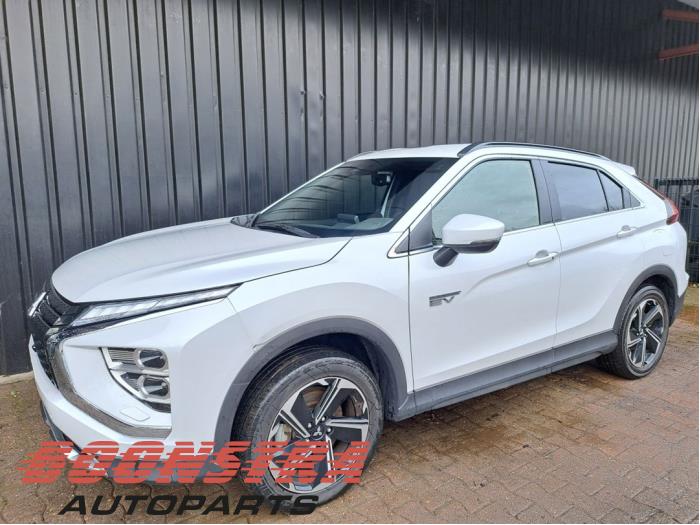 Używane Amortyzator lewy przód Mitsubishi Eclipse Cross (GK/GL) 2.4 16V PHEV 4x4 Cena € 129,00 Procedura marży oferowane przez Boonstra Autoparts