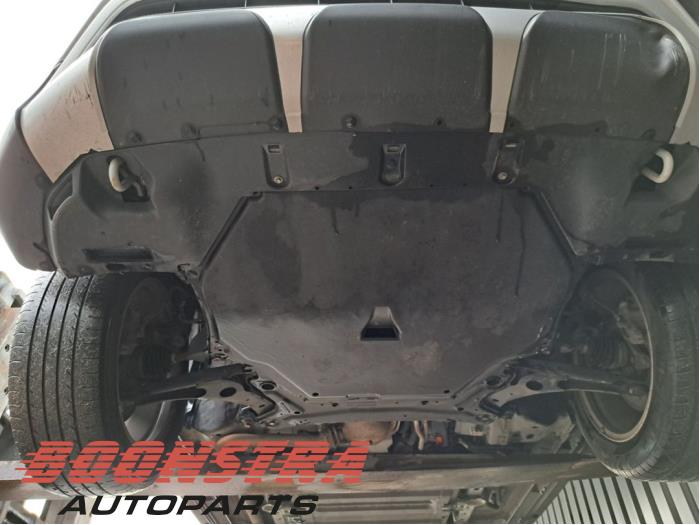 Usagé Faux châssis Mitsubishi Eclipse Cross (GK/GL) 2.4 16V PHEV 4x4 Prix € 495,00 Règlement à la marge proposé par Boonstra Autoparts