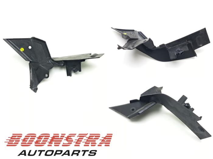 Begagnade Diverse Audi R8 (4S3/4SP) 5.2 V10 Plus Quattro Pris € 24,95 Marginaltabell erbjuds av Boonstra Autoparts