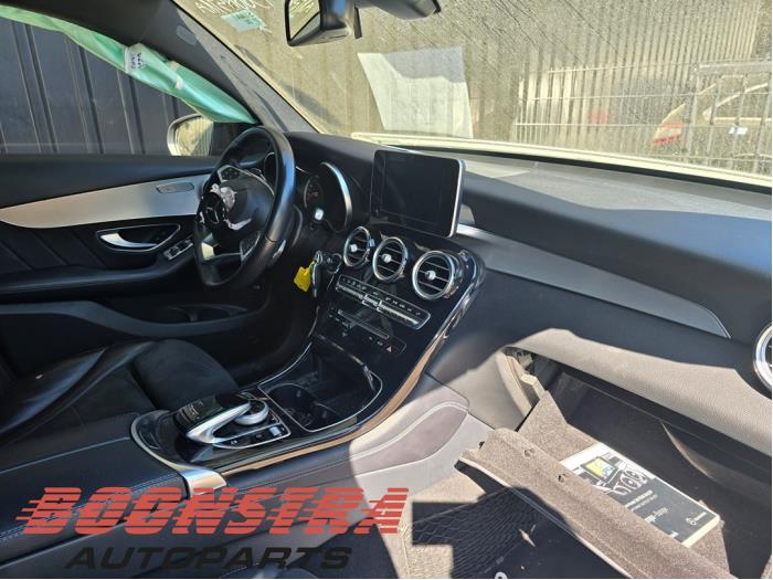 Używane Panel Mercedes GLC Coupe (C253) 2.0 250 16V 4-Matic Cena € 495,00 Procedura marży oferowane przez Boonstra Autoparts
