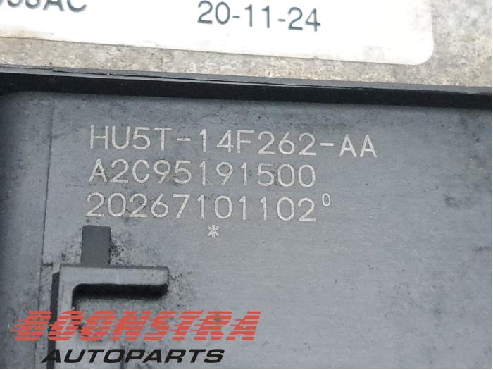 Engine management computer from a Ford Transit 2.0 TDCi 16V Eco Blue 170 4x4 2021