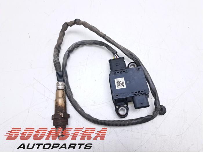 Nox Sensor van een Ford Transit 2.0 TDCi 16V Eco Blue 170 4x4 2021