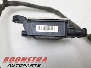 Nox Sensor van een Ford Transit 2.0 TDCi 16V Eco Blue 170 4x4 2021