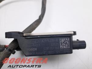 Nox Sensor van een Ford Transit 2.0 TDCi 16V Eco Blue 170 4x4 2021