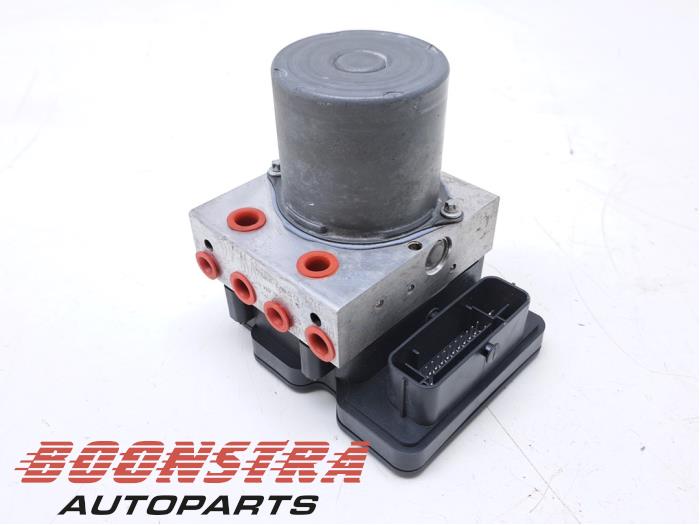 Begagnade ABS-pump Volkswagen Polo VI (AW1) 1.0 TSI 12V Pris € 24,95 Marginaltabell erbjuds av Boonstra Autoparts