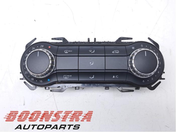 Begagnade Värmekontrollpanel Mercedes A (W176) 1.5 A-180 CDI, A-180d 16V Pris € 24,95 Marginaltabell erbjuds av Boonstra Autoparts