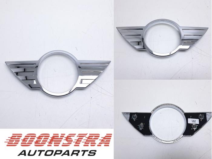Nya Emblem Mini Countryman (R60) 1.6 16V Cooper ALL4 Pris € 34,94 Inklusive moms erbjuds av Boonstra Autoparts