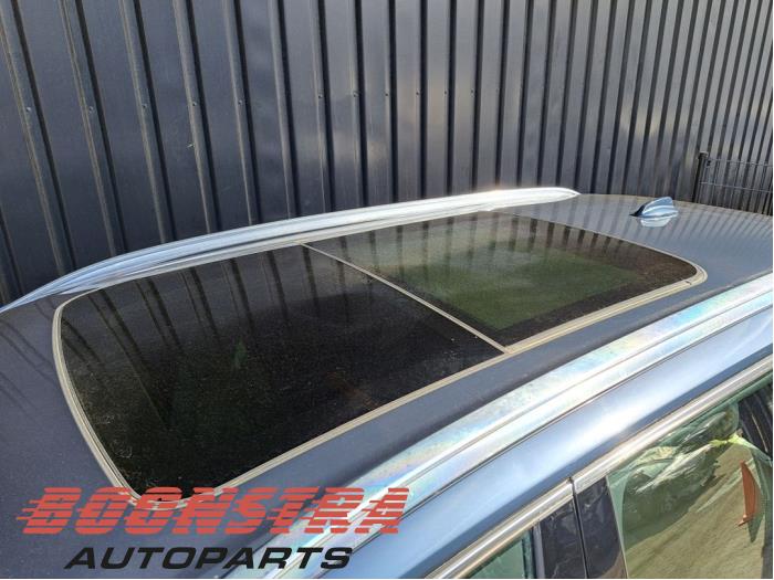Używane Dach panoramiczny Volvo XC90 II 2.0 T8 16V Twin Engine AWD Cena € 1.195,00 Procedura marży oferowane przez Boonstra Autoparts