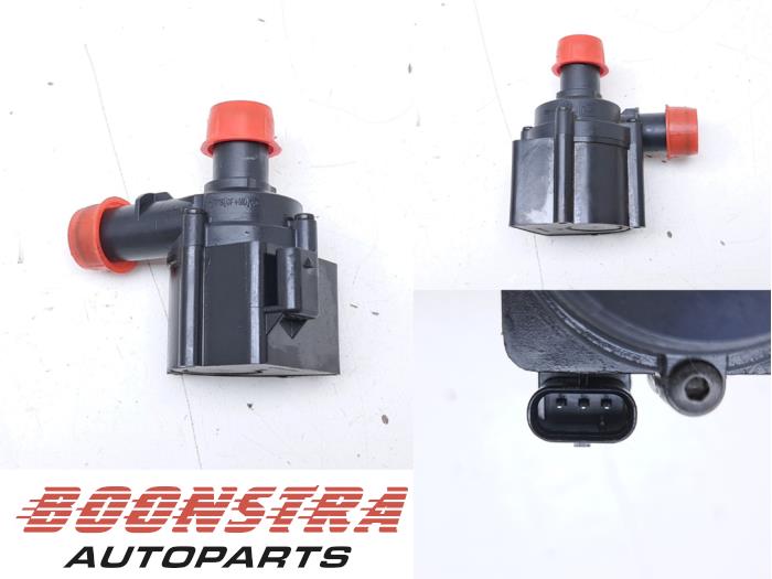 Usagé Pompe à eau Fiat Ducato (250) 2.2 D 140 Multijet 3 Prix € 49,95 Règlement à la marge proposé par Boonstra Autoparts
