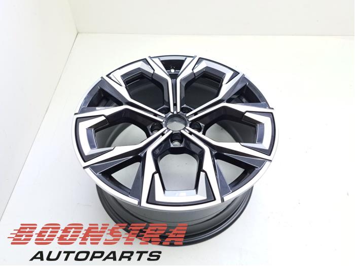 Używane Obrecz BMW i4 (G26) Cena € 499,95 Z VAT oferowane przez Boonstra Autoparts