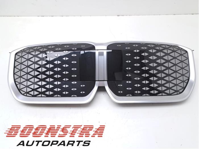 Nya Grill BMW X1 (U11) sDrive 16i 1.5 TwinPower Turbo 12V Pris € 249,95 Inklusive moms erbjuds av Boonstra Autoparts