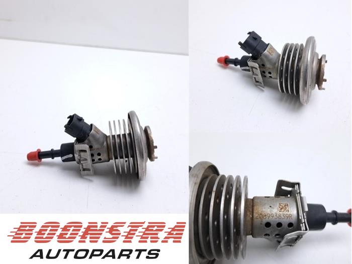 Używane Wtryskiwacz AdBlue Renault Master III (FV) 2.3 dCi 170 16V FWD Cena € 60,44 Z VAT oferowane przez Boonstra Autoparts