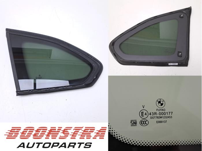 Nuevos Ventanilla triangular izquierda detrás BMW X1 (F48) sDrive 16d 1.5 12V TwinPower Precio € 199,95 IVA incluido ofrecido por Boonstra Autoparts