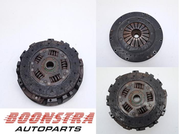Usagé Kit embrayage (complet) Ferrari F430 Spider 4.3 V8 32V Prix € 649,95 Règlement à la marge proposé par Boonstra Autoparts