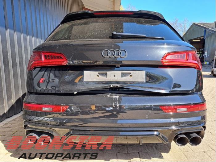 Usagé Echappement (complet) Audi SQ5 (FYB/FYG) 3.0 TFSI V6 24V Prix € 695,00 Règlement à la marge proposé par Boonstra Autoparts