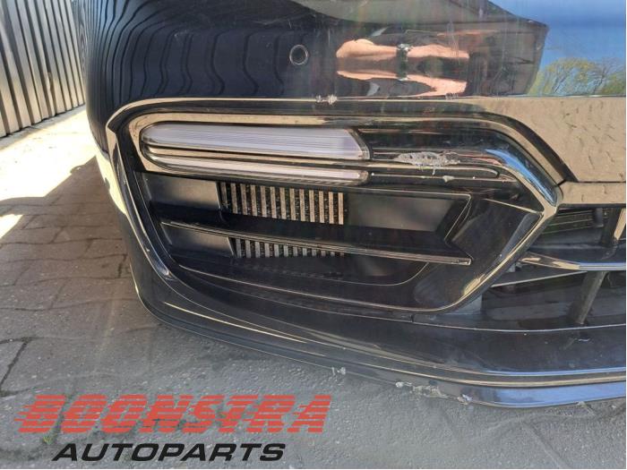 Używane Reflektor prawy Porsche Panamera (971G) 4.0 V8 4S Diesel Cena € 295,00 Procedura marży oferowane przez Boonstra Autoparts