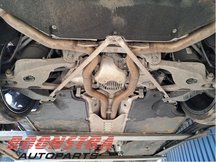 Begagnade Underram Porsche Panamera (971G) 4.0 V8 4S Diesel Pris € 1.095,00 Marginaltabell erbjuds av Boonstra Autoparts
