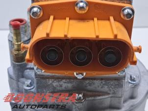 Dynamo van een Land Rover Discovery Sport (LC) 1.5 P300e 12V AWD 2022