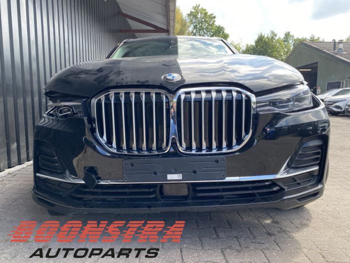 Używane Grill BMW X7 xDrive40i 3.0 24V Mild Hybrid Cena € 299,00 Procedura marży oferowane przez Boonstra Autoparts