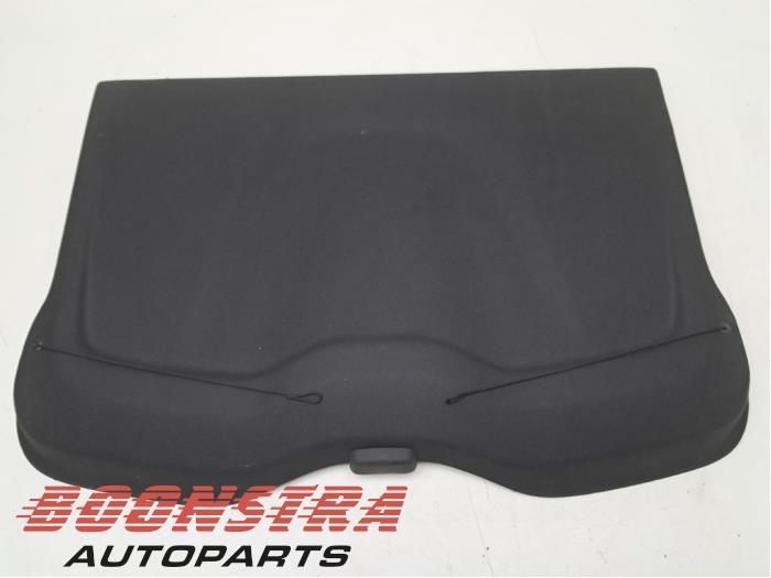 Begagnade Hatthylla Volvo V40 (MV) 1.6 D2 Pris € 44,95 Marginaltabell erbjuds av Boonstra Autoparts