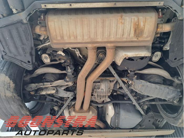 Usados Subchasis Porsche Cayenne III (9YA) 3.0 V6 24V Turbo E-Hybrid Precio € 695,00 Norma de margen ofrecido por Boonstra Autoparts