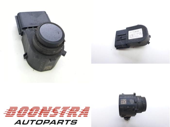 Begagnade Parkeringssensor Hyundai Kona (OS) 64 kWh Pris € 49,95 Marginaltabell erbjuds av Boonstra Autoparts