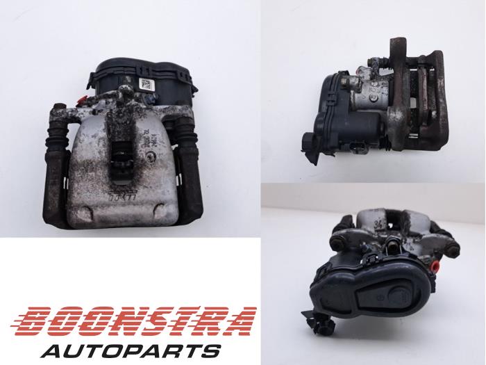 Begagnade Bakre bromsok, höger Mercedes CLA (117.3) 1.5 CLA-180 CDI, 180 d 16V Pris € 24,95 Marginaltabell erbjuds av Boonstra Autoparts