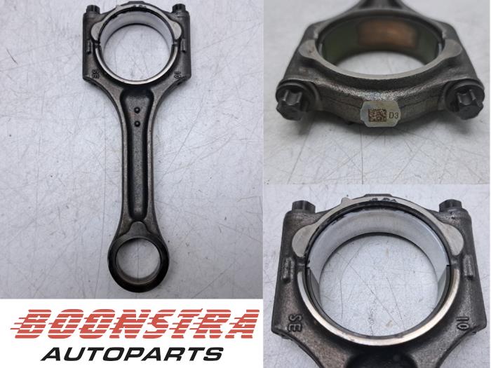 Begagnade Vevstake Volvo V60 II (ZW) 2.0 D4 16V Pris € 69,95 Marginaltabell erbjuds av Boonstra Autoparts