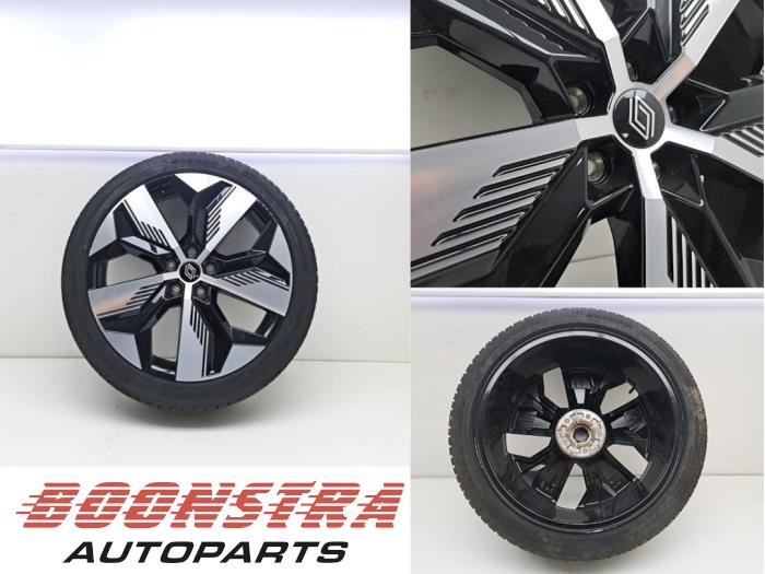 Begagnade Hjul + vinterdäck Renault Megane E-Tech (RCB) 60 kWh Pris € 324,95 Marginaltabell erbjuds av Boonstra Autoparts