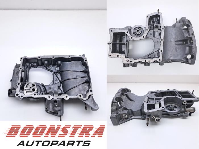 Usagé Couvercle carter Peugeot 208 II (UB/UH/UP) 1.2 Vti 12V PureTech 100 Prix € 39,95 Règlement à la marge proposé par Boonstra Autoparts