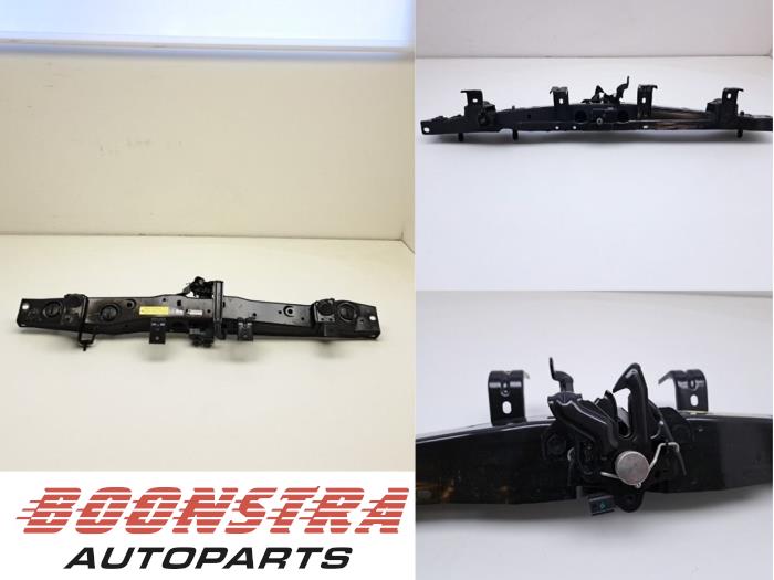 Begagnade Låsplatta Nissan Micra (K14) 1.0 IG-T 92 Pris € 69,95 Marginaltabell erbjuds av Boonstra Autoparts