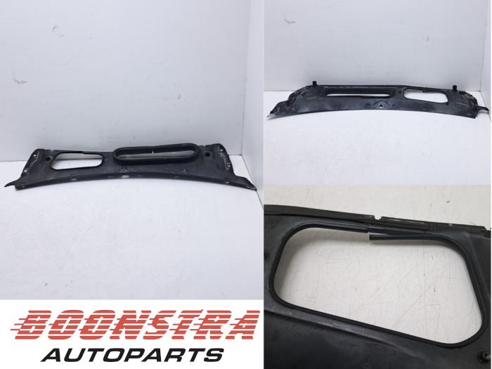 Używane Parawan Ferrari F430 Spider 4.3 V8 32V Cena € 129,95 Procedura marży oferowane przez Boonstra Autoparts