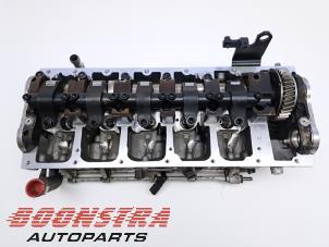 Topplock från en Volkswagen Transporter T5 2.5 TDi PF 2008
